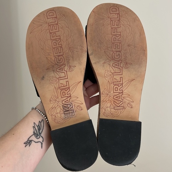 Karl Lagerfeld Cher Suede Cork Mule Sandals Black - Picture 6 of 7
